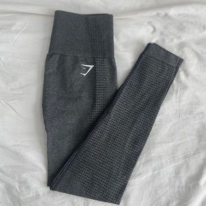Gymshark vital seamless 2.0 leggings- charcoal marl! Size small and never worn!